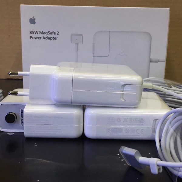 all types Macbook adapters (7)
