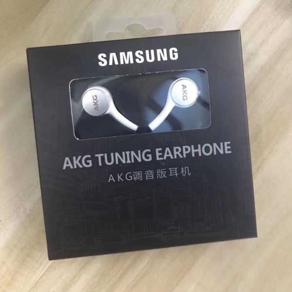 Samsung AKG Note 10 10+ USB-C Headphones (1)