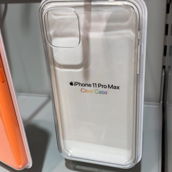 Iphone 11 Pro Max clear case (2)